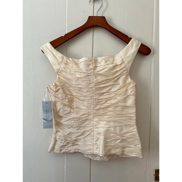 Teri Jon Ricke Freeman Pleated Silk Twist Front Sweatheart Neckline Formal Top - Picture 6 of 7